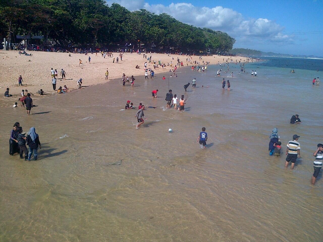 &#91; wisata yang terpendam &#93; pantai malang selatan indah tak kalah dengan pantai di Bali