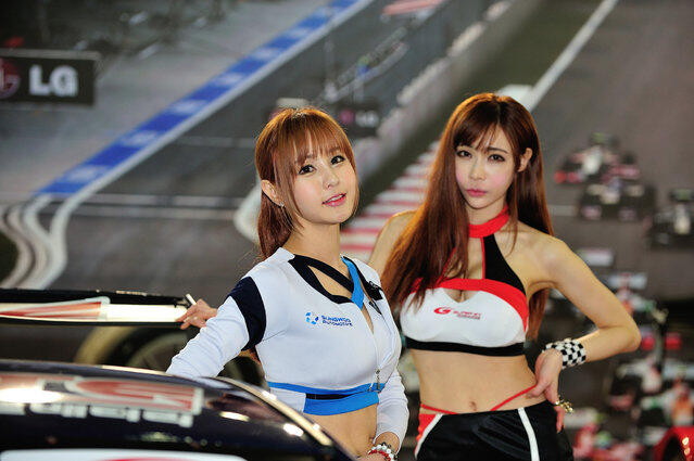 &quot; HOT &quot; Asian Beauty ;Promotional model's in Seoul , South korea ! 