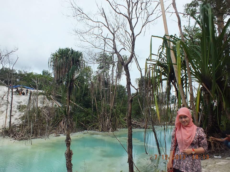 Share,, Indahnya Kawah biru di Medan