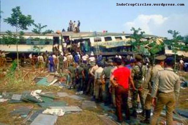 Fakta Tragis Tragedi Kecelakaan Kereta Bintaro 1987 - 2013!