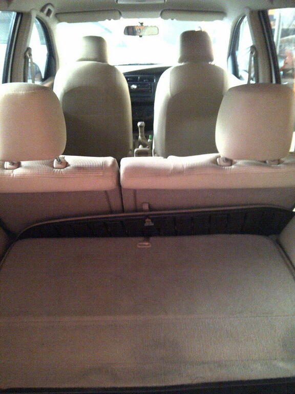 NISSAN GRAND LIVINA SV 1,5 M/T 2010 (NOVEMBER)