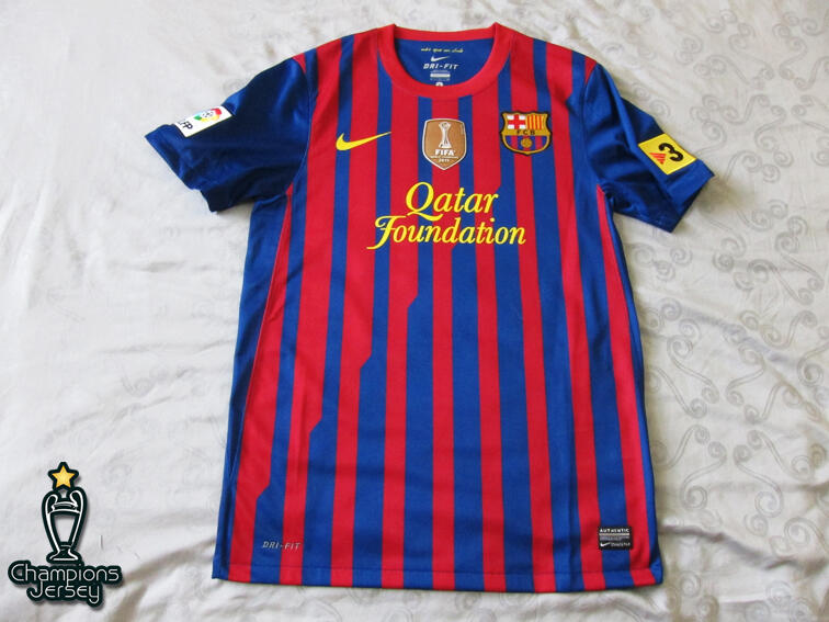 Barcelona 2011-12 MESSI CWC Patch Original size S - SALE Authentic Nike