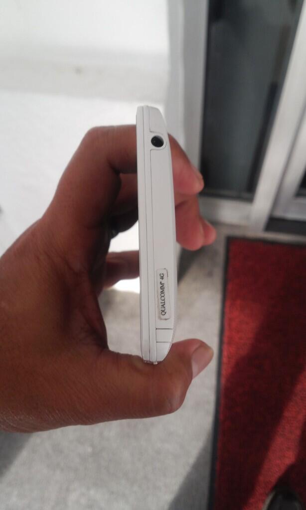 Pantech Vega R3 Model IM-A850L dan Vega No. 6 Model IM-A860L Pa