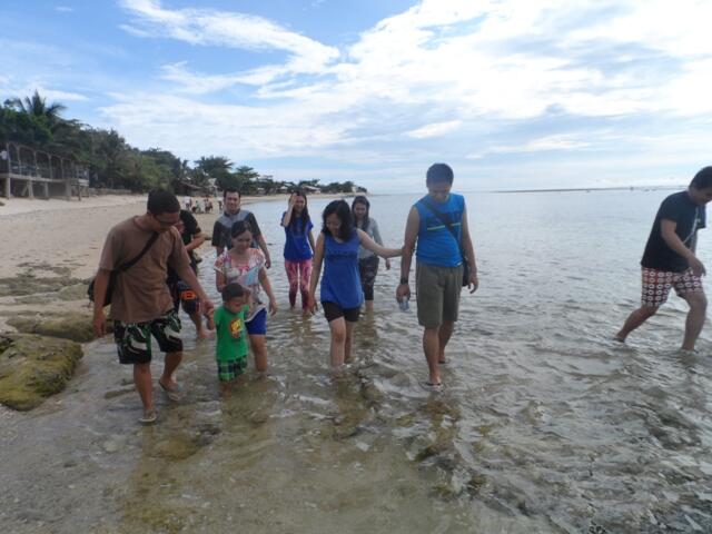 INDAHNYA PANTAI UJUNG GENTENG (SHARE)