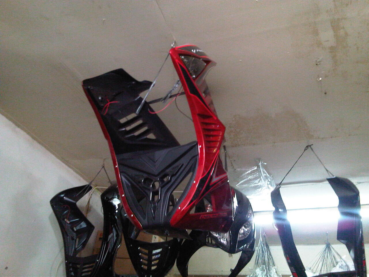 SAYAP (Half Fairing) NEW VIXION LIGHTING bahan PLASTIK , VISOR NEW VIXION LIGHTING