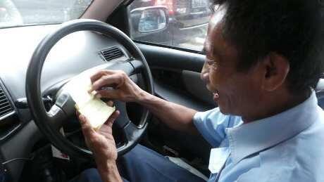 Tarnedi, supir yang menginspirasi