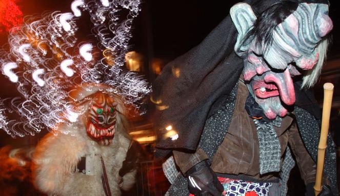Parade "Kaum Pagan" di Kota Wina