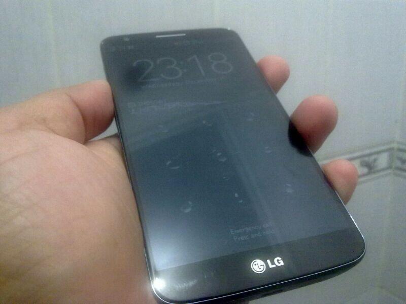 Like New LG G2 32GB Pembelian Oktober 2013 (Garansi Resmi LG Indonesia)
