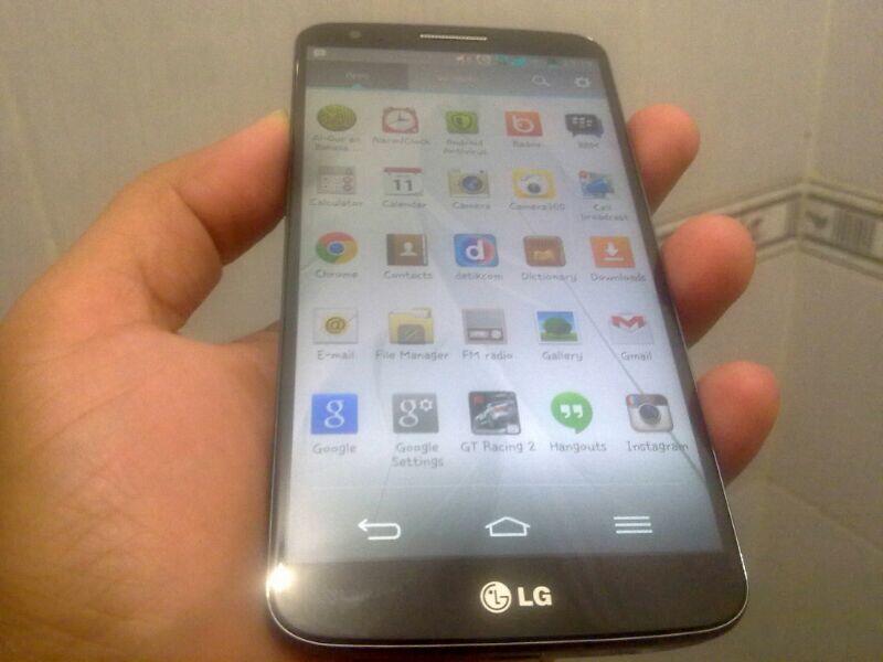 Like New LG G2 32GB Pembelian Oktober 2013 (Garansi Resmi LG Indonesia)