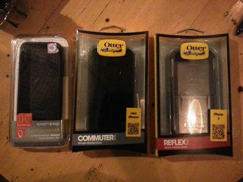 Iphone 5 16gb black BONUS Otterbox commuter+reflex