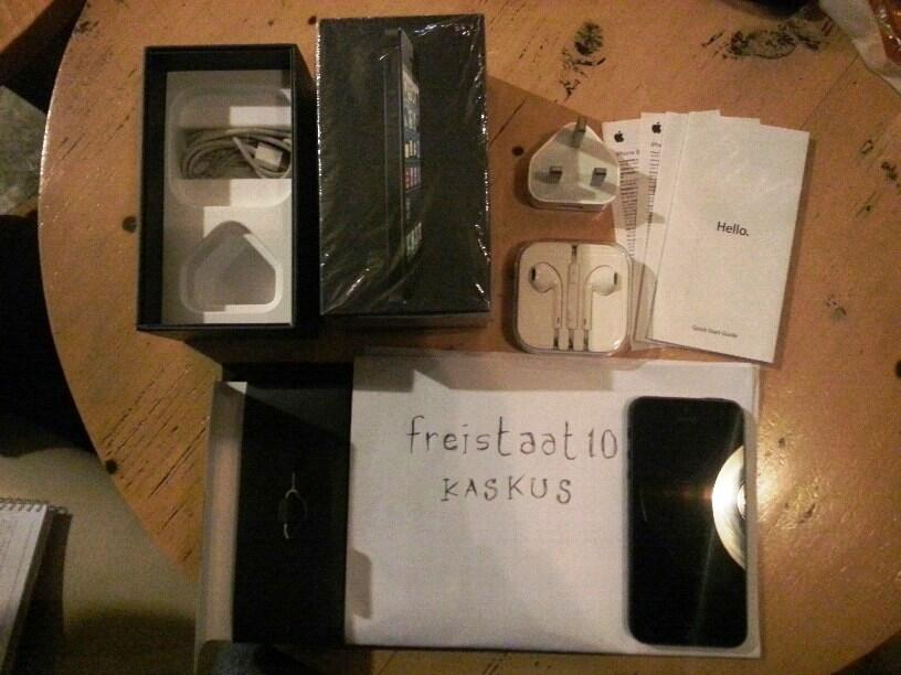 Iphone 5 16gb black BONUS Otterbox commuter+reflex