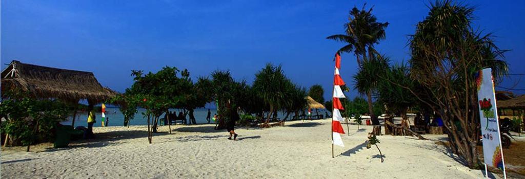 PANTAI PASIR PERAWAN: Sensasi Wisata Pantai Kuta di Jakarta