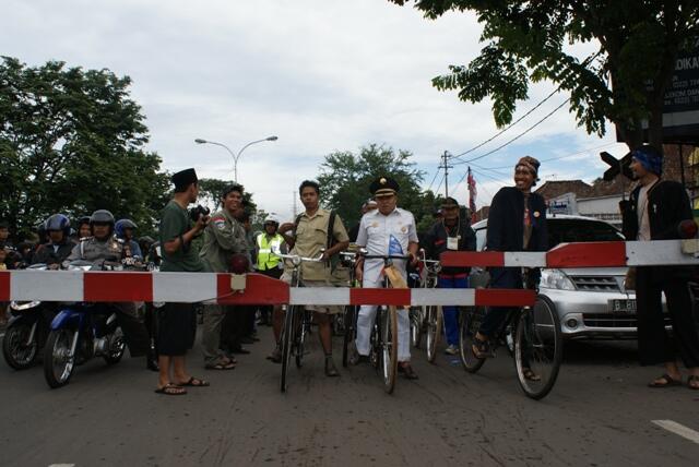  Melihat Bentuk Perlintasan KA di 5 Negara