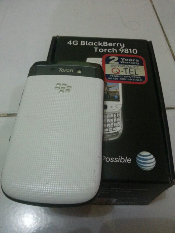 WTS BlackBerry 9810 (Torch 2)