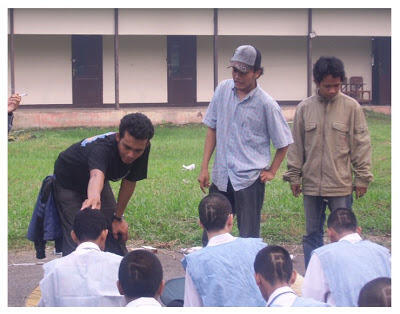 &#91;PICTURE&#93; Perbedaan ospek di Indonesia dan luar negeri