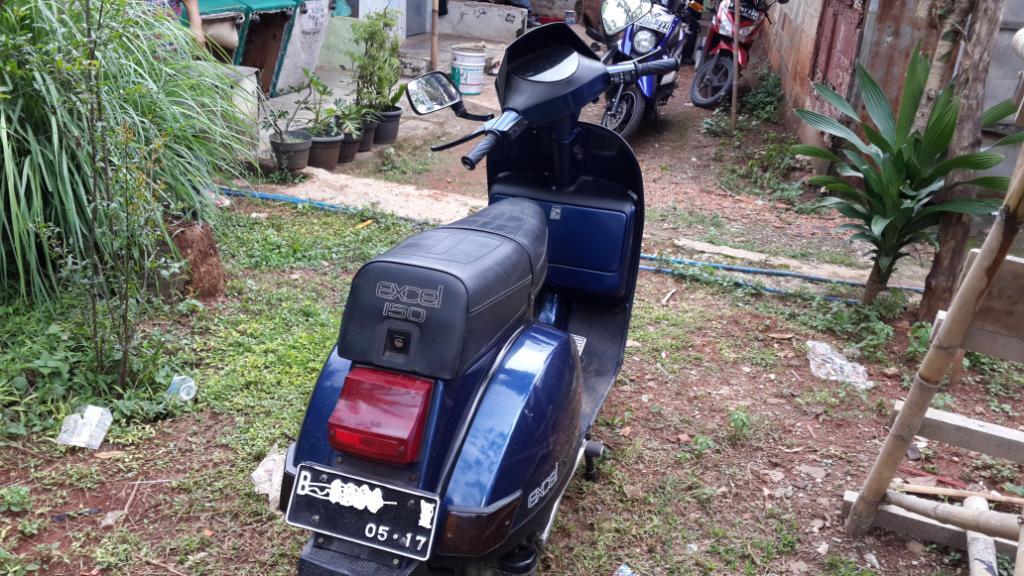 vespa excel 2001 murahhh euyyy