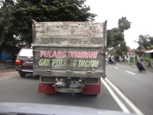 TULISAN TULISAN TRUK YG BIKIN KITA NGAKAK ..