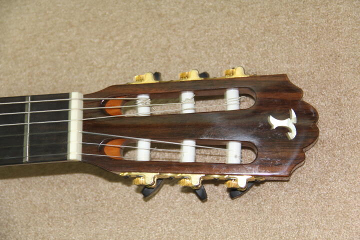 Terjual timSALUNG \u0026gt;\u0026gt;\u0026gt; gitar klasik nylon TARANTO All Solid Wood kaskus price !!!  KASKUS