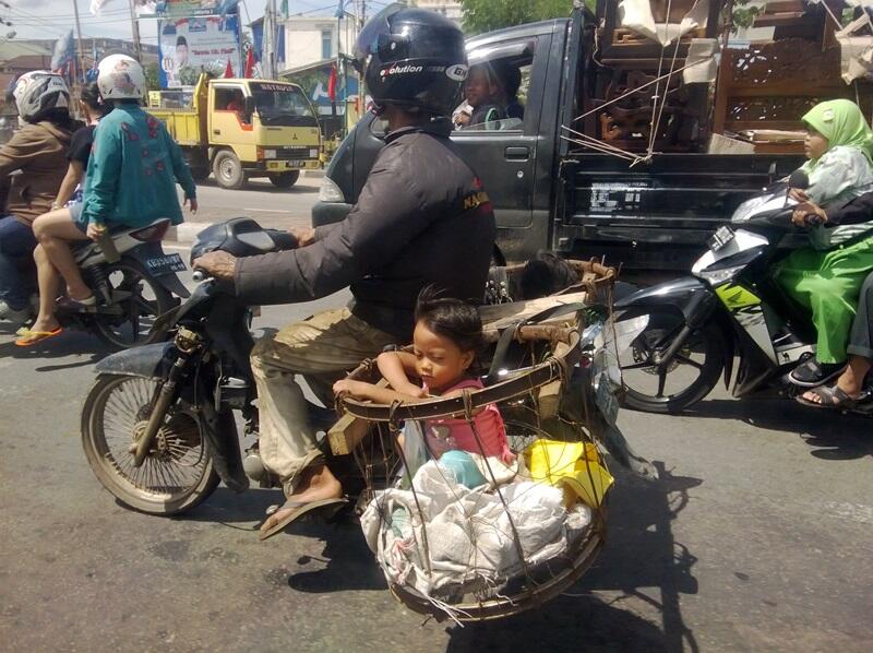 Ada2 aja Bapak ini gan