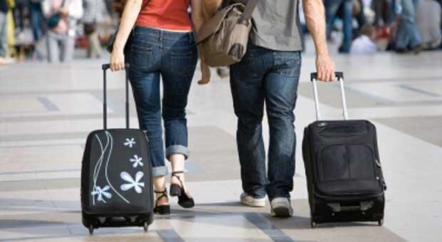 7 ALASAN MENGAPA TRAVELING MEMBUAT KITA JADI KEREN