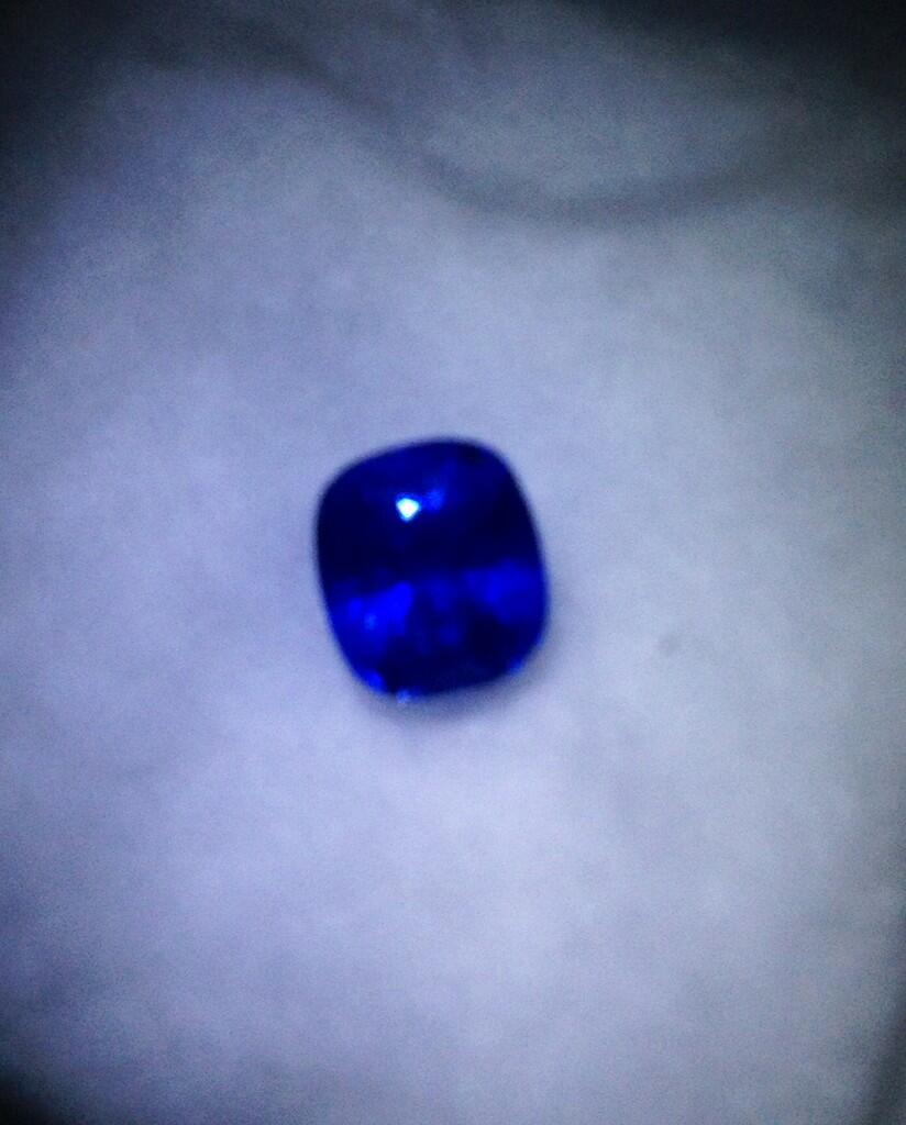 Blue sapphire ceylon