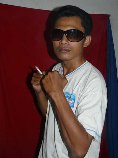 8 Manfaat Mempunyai Wajah Kurang Ganteng!!
