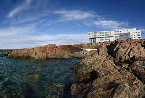 Inikah Hotel yang Ada di Ujung Planet Bumi?