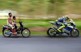 Fakta2 Rossi, Lorenzo, Stoner itu nggak ada hebatnya