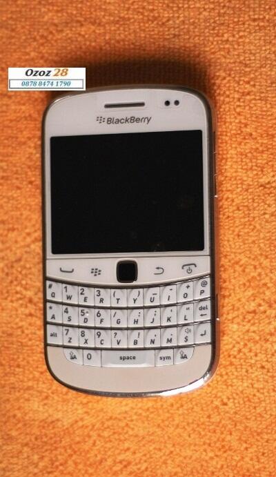 Jual HP Balckberry DAKOTA Bold 9900 1256 purewhite(QUERTY+ touchscreen)sekon murah