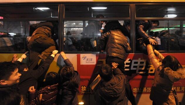 &#91;Kocak&#93; Bus diperkosa sama penumpangnya