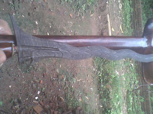 dimaharkan tasbeh gelang rogosukmo + batu dan keris