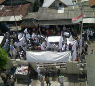 Indonesia itu satu gan gak usah membeda bedakan lah!