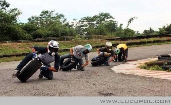 Nih gan gua share foto foto lucu