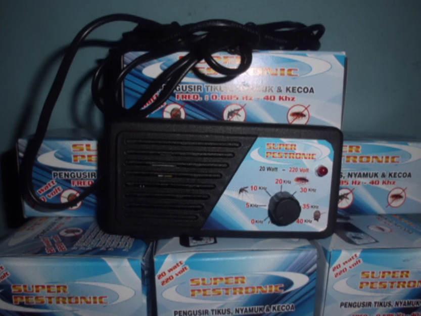 Super Pestronik Pengusir Tikus Hebat