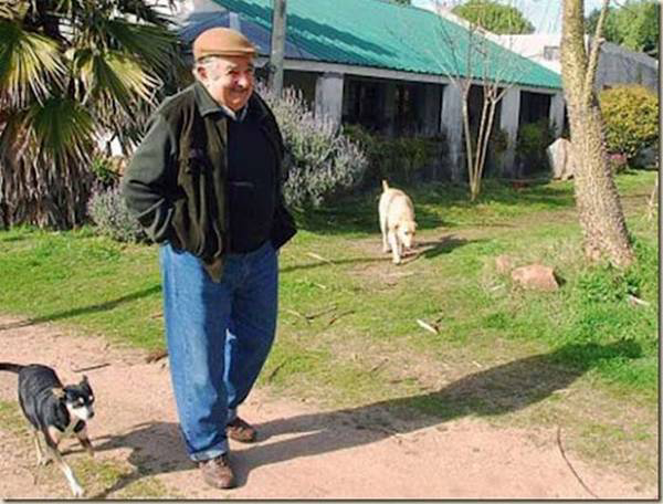 Tentang Jose Mujica, Seorang Kepala Negara yang Hidup Sangat Sederhana