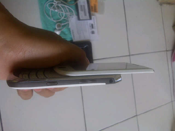 Blackberry 9810 White, Fullset, Ex Tam, Masuk gan !!