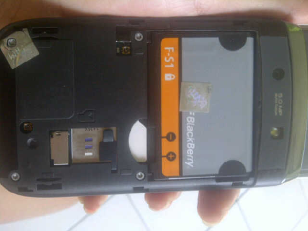 Blackberry 9810 White, Fullset, Ex Tam, Masuk gan !!