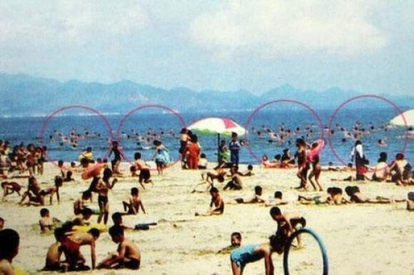 Berlagak jadi negara hebat ! malah terlihat konyol !
