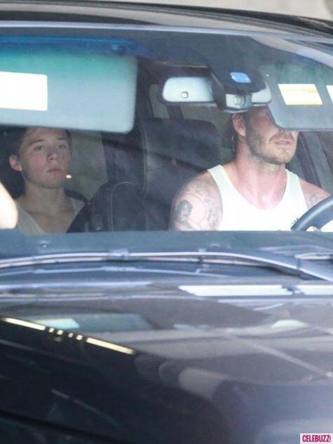 8 Pemain Bola Tersohor Dunia, Pernah Hancurkan Mobil Mereka!