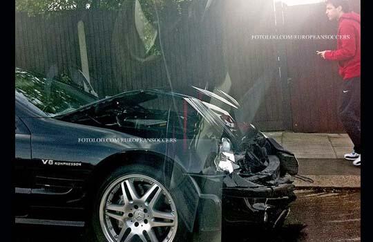8 Pemain Bola Tersohor Dunia, Pernah Hancurkan Mobil Mereka!