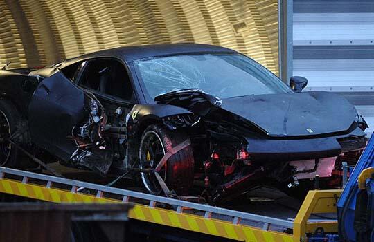 8 Pemain Bola Tersohor Dunia, Pernah Hancurkan Mobil Mereka!