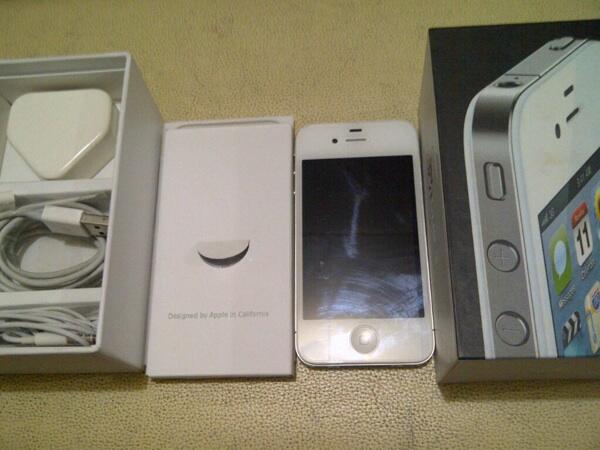 Iphone 4G 16GB white, mulus, fullset Bandung