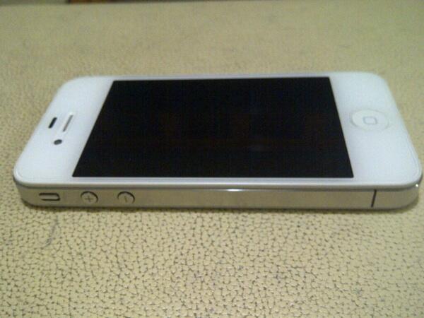 Iphone 4G 16GB white, mulus, fullset Bandung