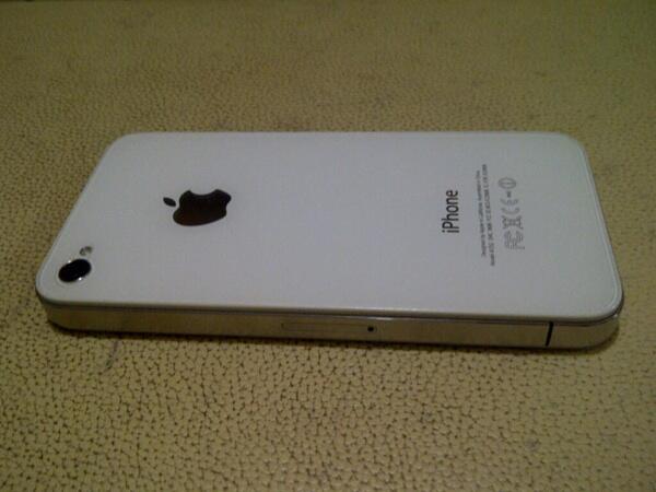 Iphone 4G 16GB white, mulus, fullset Bandung