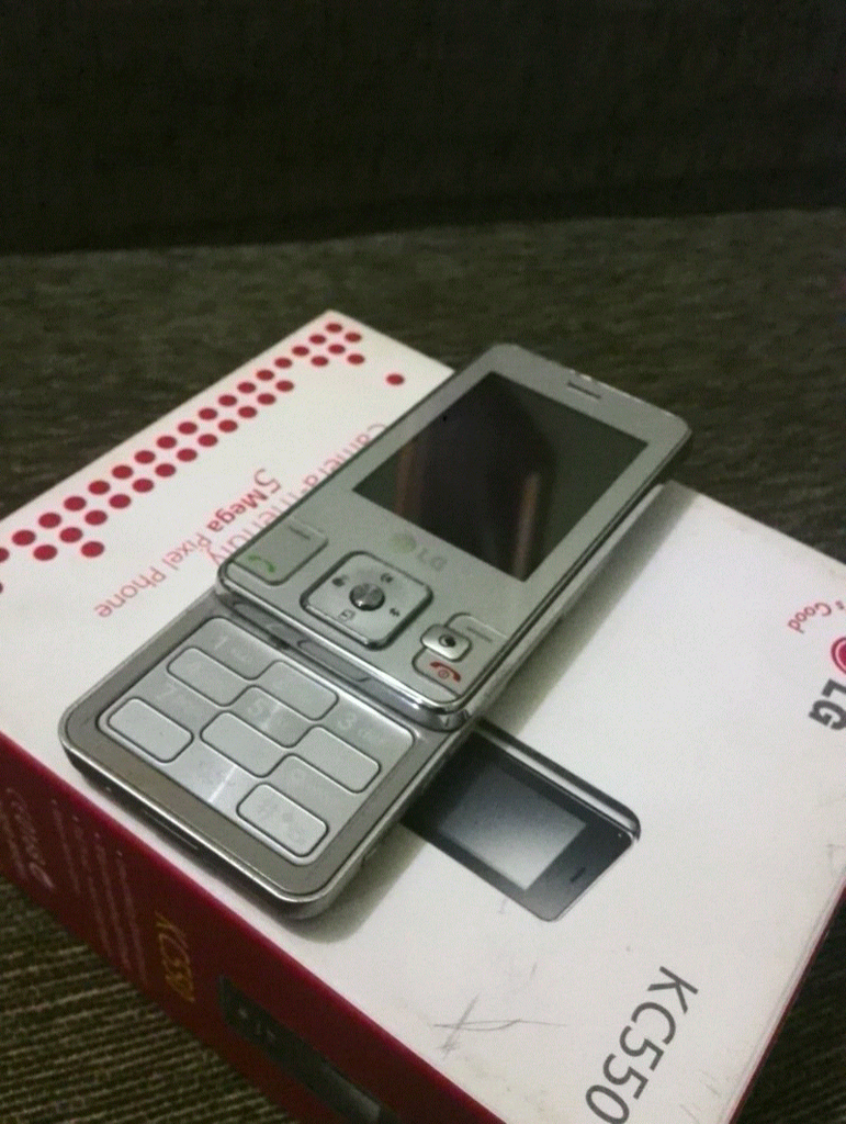 LG KC550 FULLSET PHONE CAMERA ..KHUSUS COD BOGOR