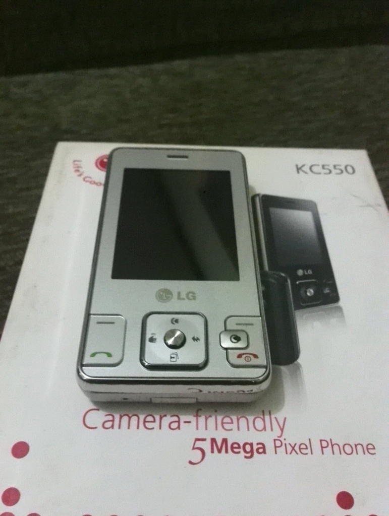 LG KC550 FULLSET PHONE CAMERA ..KHUSUS COD BOGOR