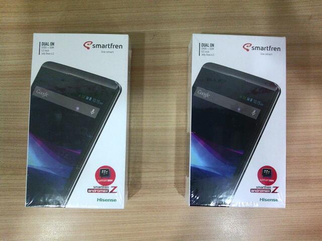 Smartfren Andromax Z 5,5" (HD 5,5" with Dolby Digital Plus)