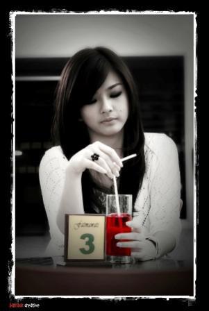 Presenter wanita yang Cantik Jelita
