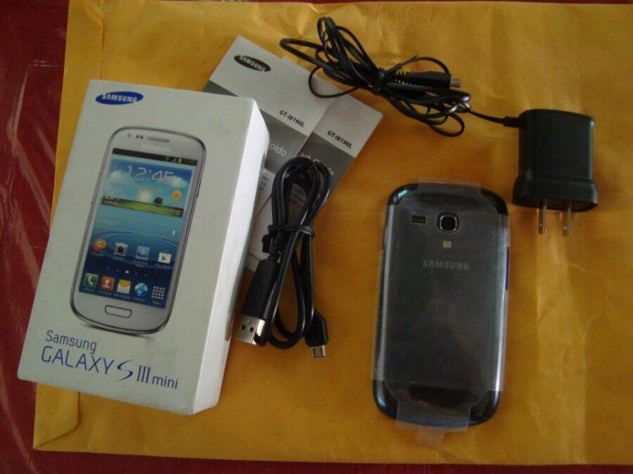 JUAL Samsung Galaxy S III mini hrg 1,7jt minat tlp/sms 085315218734