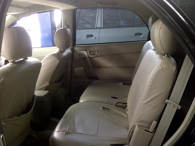 Daihatsu Terios TX hitam matic 2010,harga nego